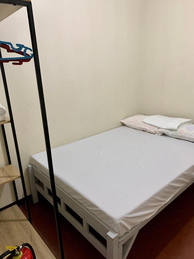 Mybed Dormitory セブ市 エクステリア 写真